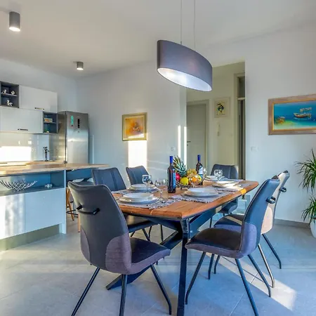 Ferienhaus Awesome In With Kitchen