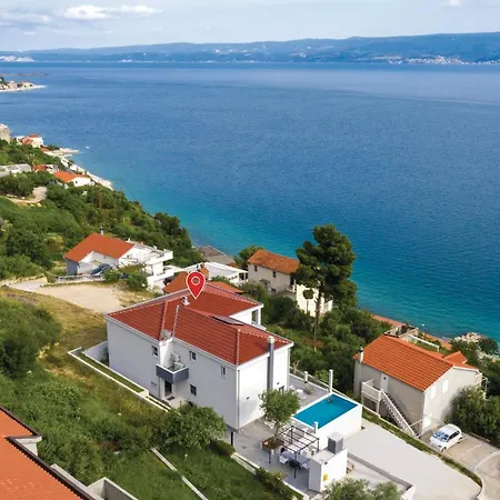 Ferienhaus Awesome In With Kitchen Jesenice (Split-Dalmatia)