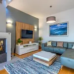 Three-bedroom In Casa de Férias