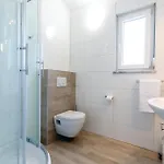 Three-bedroom In Casa de Férias Jesenice (Split-Dalmatia)